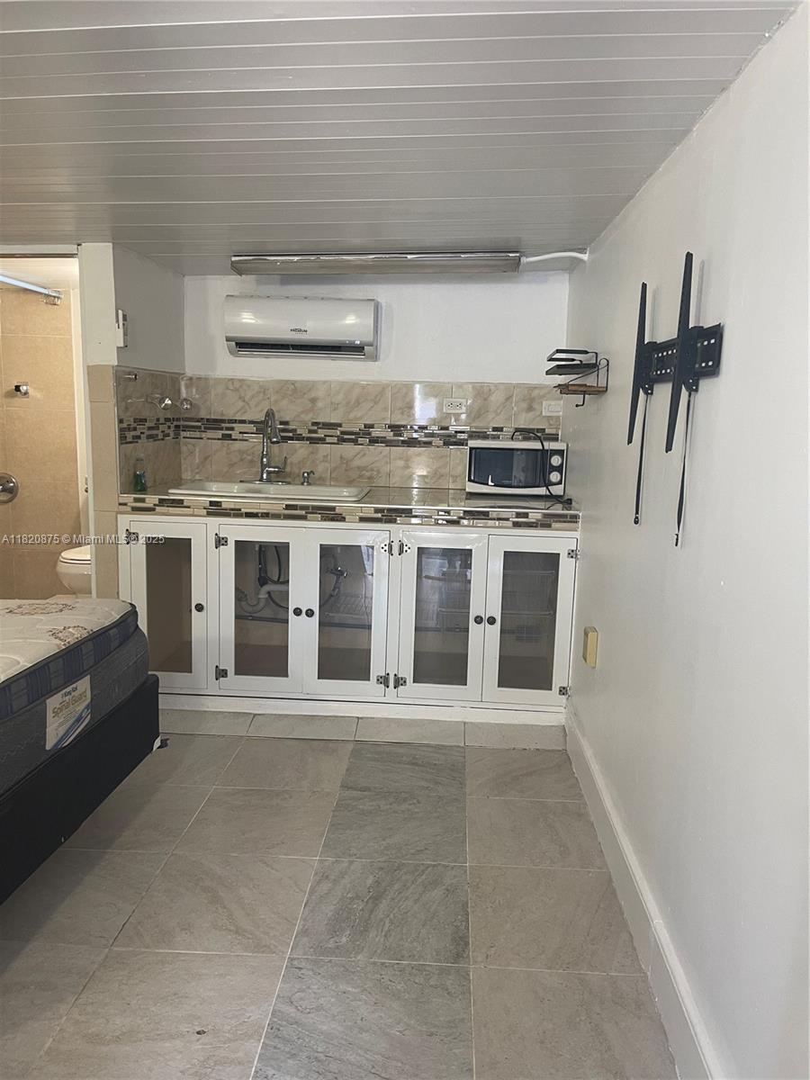 2775 W Okeechobee Rd Lote 113, Hialeah, Florida image 19