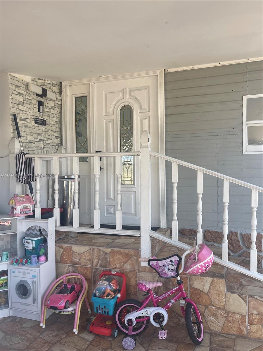 2775 W Okeechobee Rd Lote 113, Hialeah, Florida image 2