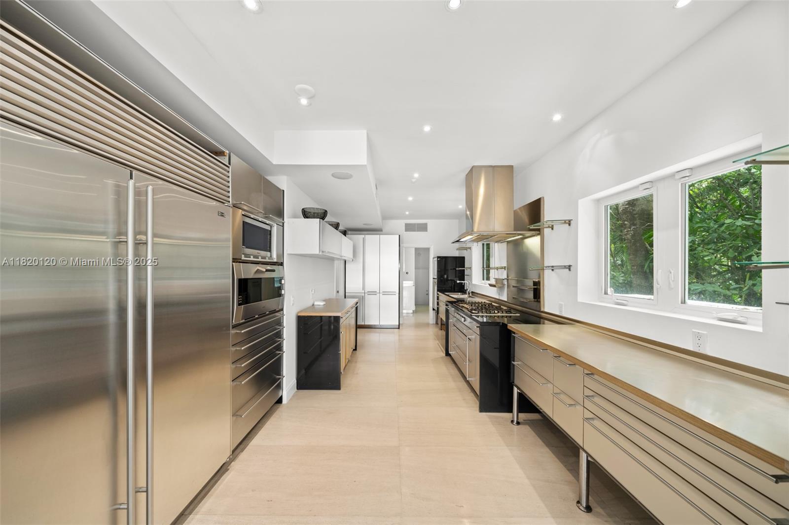 1839 W 24th St, Miami Beach, Florida image 19