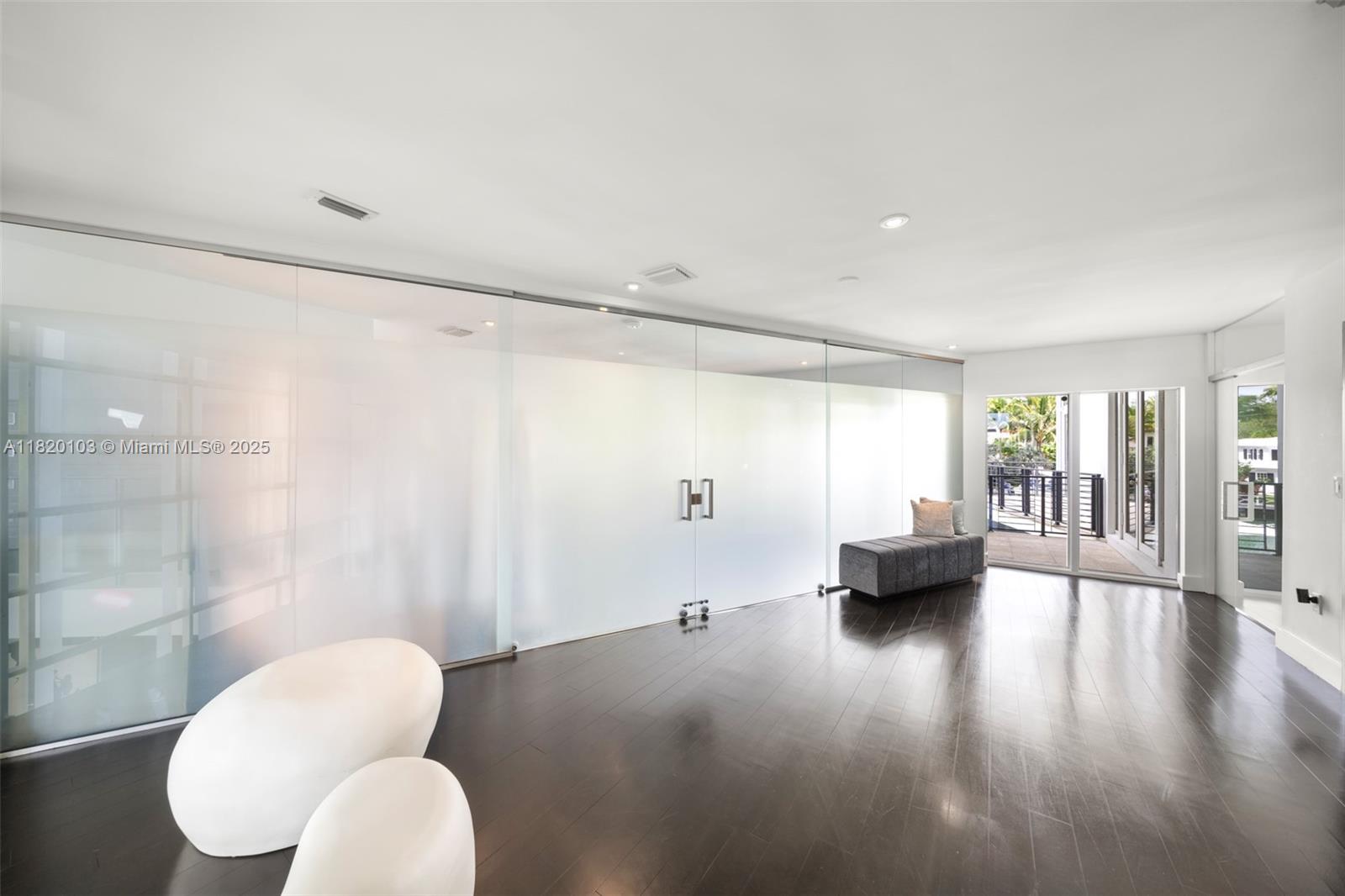 1833 W 24th St, Miami Beach, Florida image 21