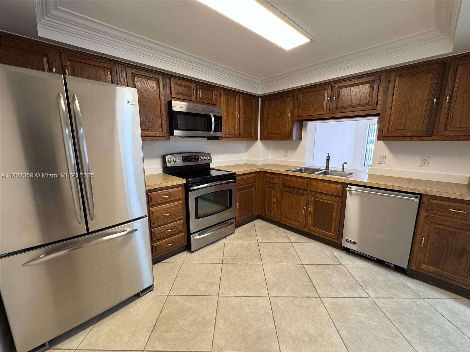 Property photo # 3