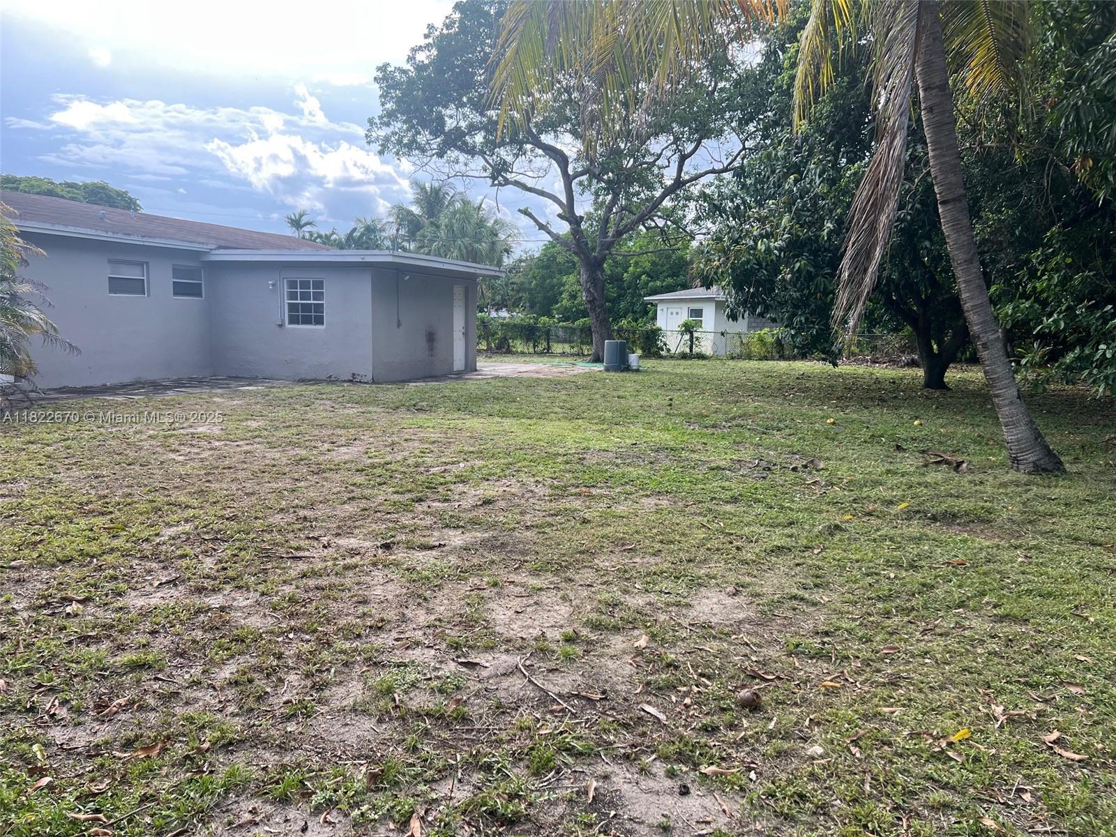 4401 SW 24th St, Fort Lauderdale, Florida image 25