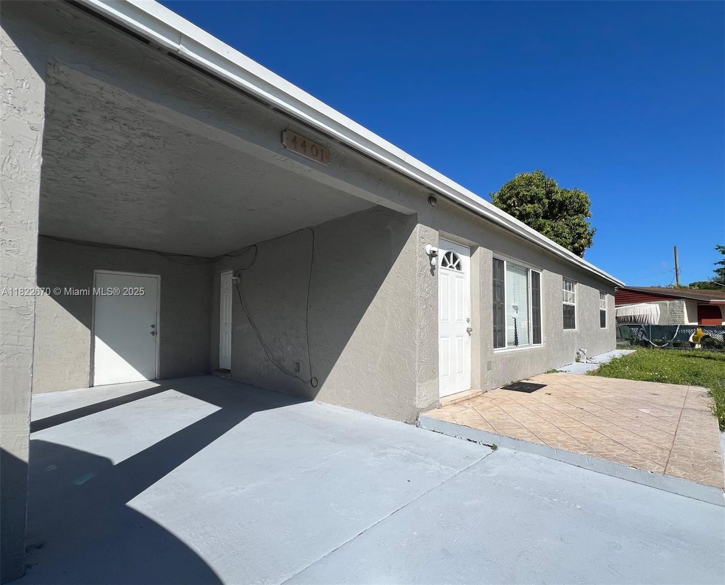 4401 SW 24th St, Fort Lauderdale, Florida image 3