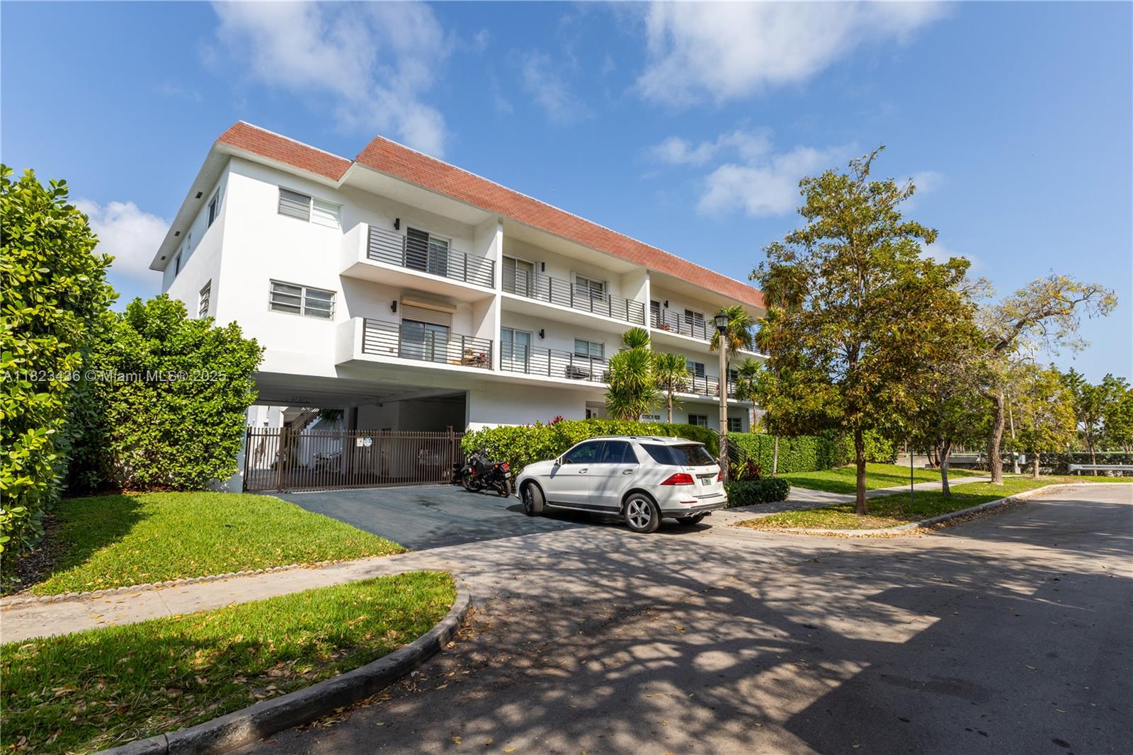 Property photo # 3