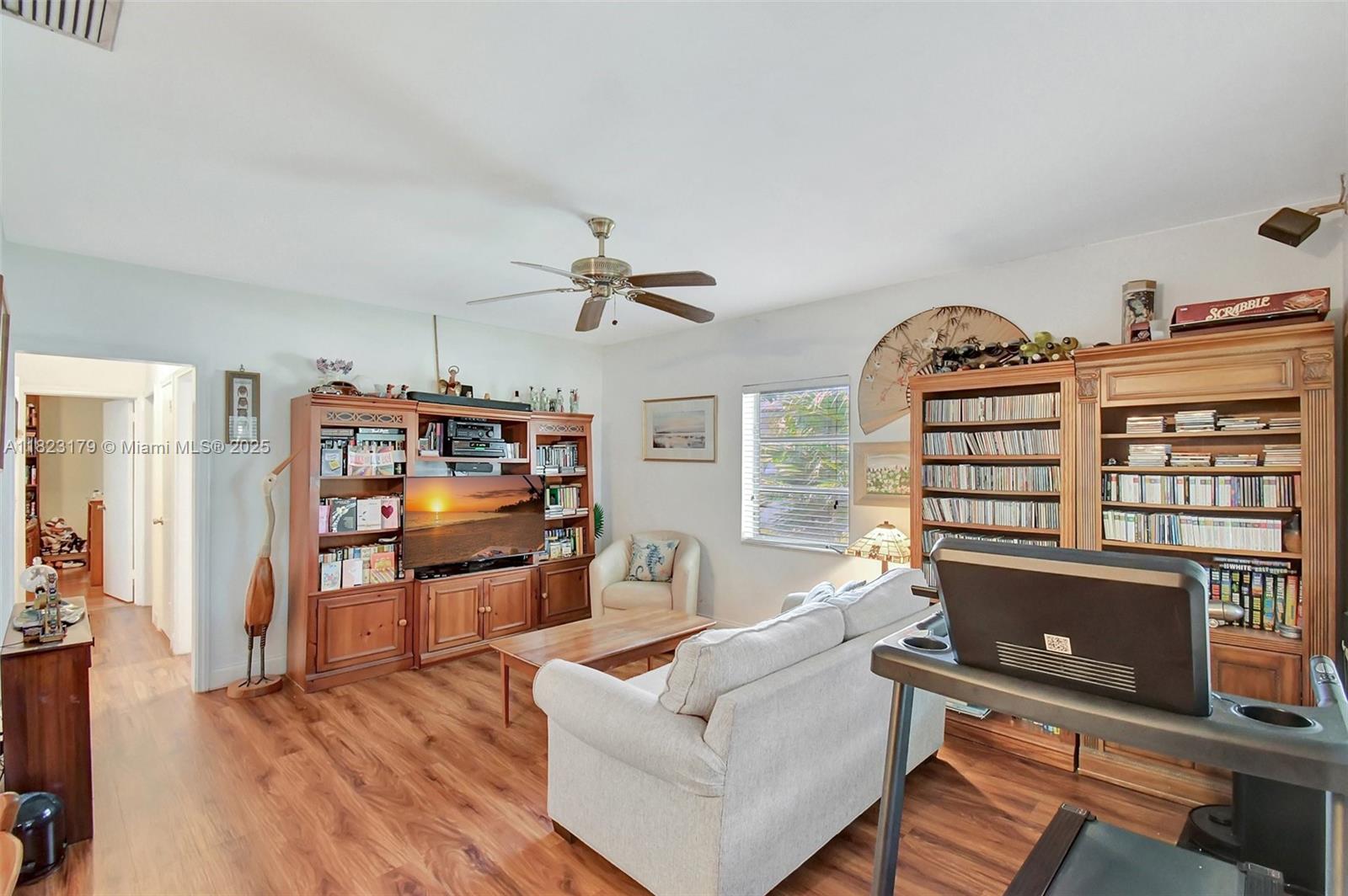 1991 NE 178th St, North Miami Beach, Florida image 9