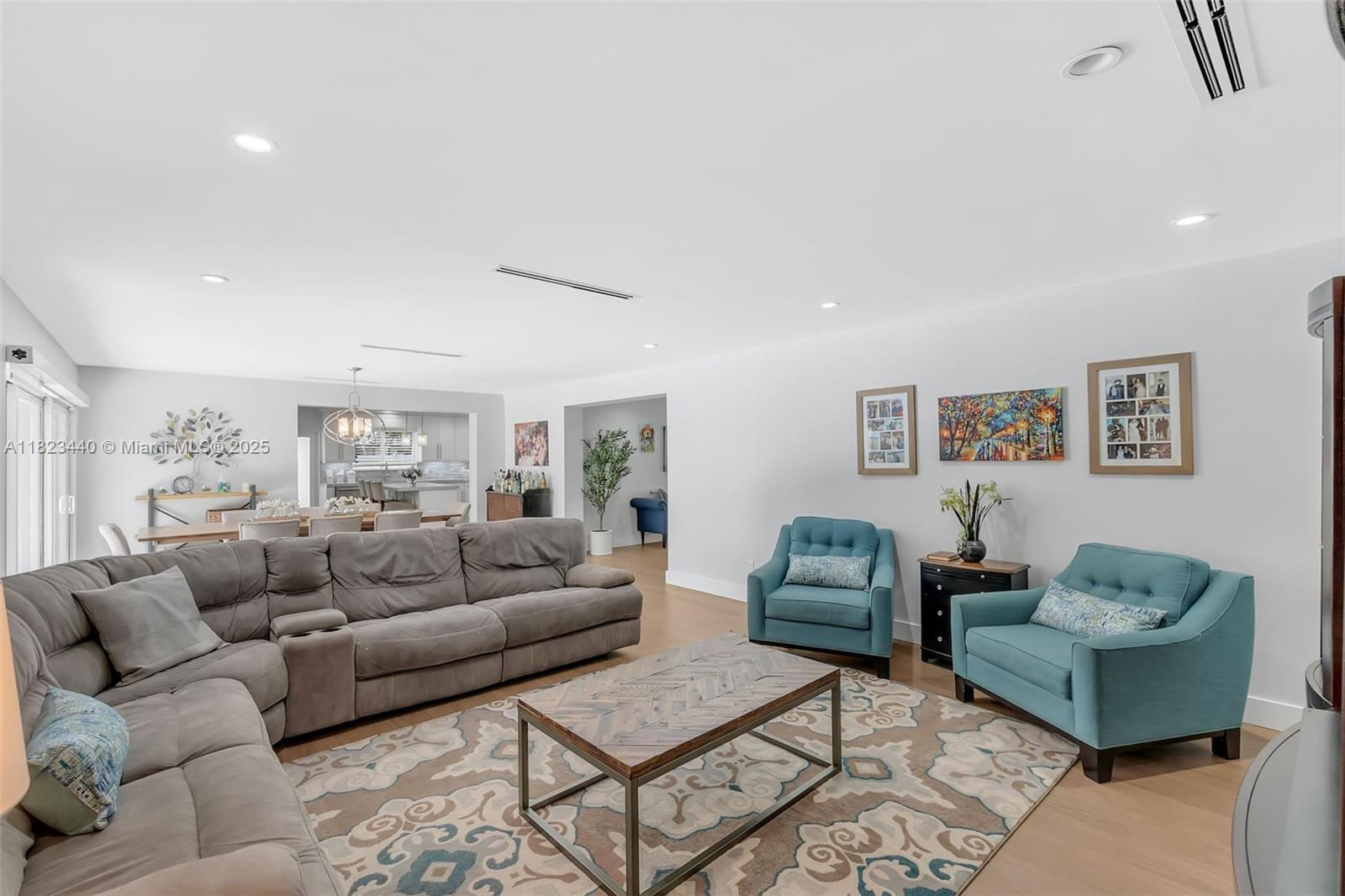 6919 Willow Ln, Miami Lakes, Florida image 10