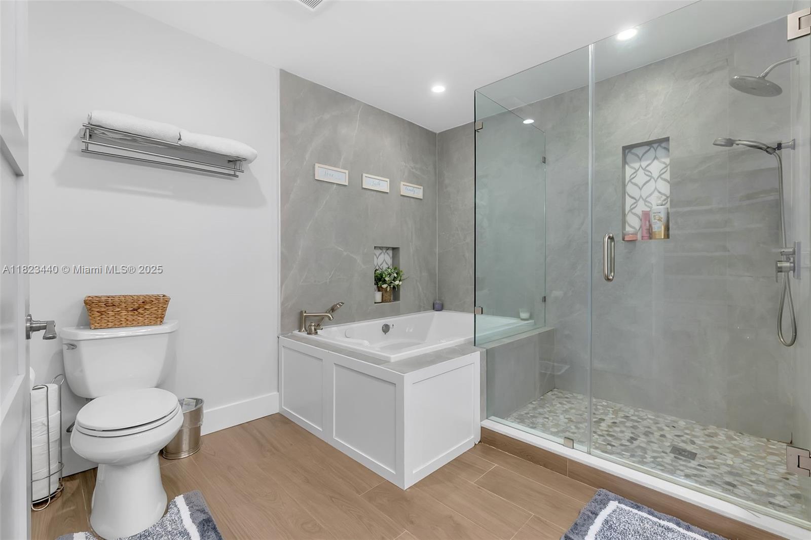 6919 Willow Ln, Miami Lakes, Florida image 29