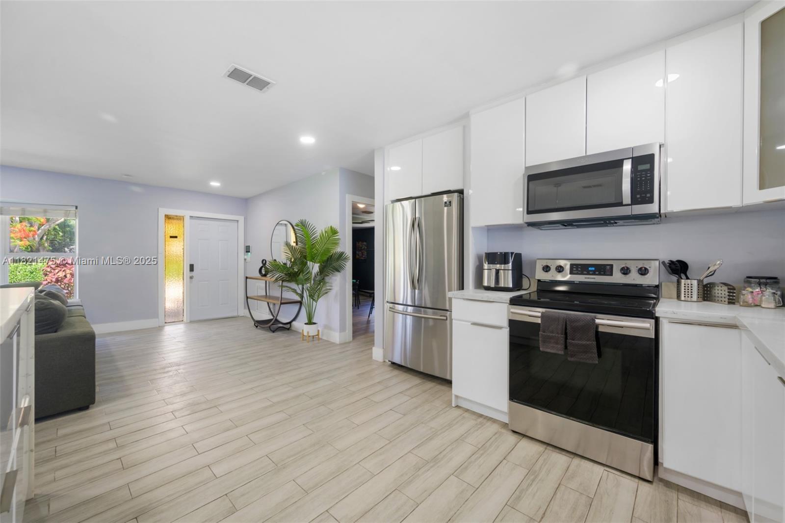 Property photo # 7