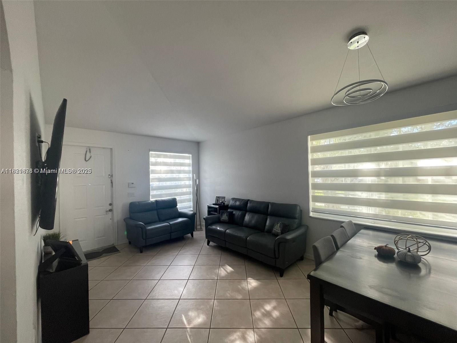 18861 SW 28th Ct, Miramar, Florida image 9