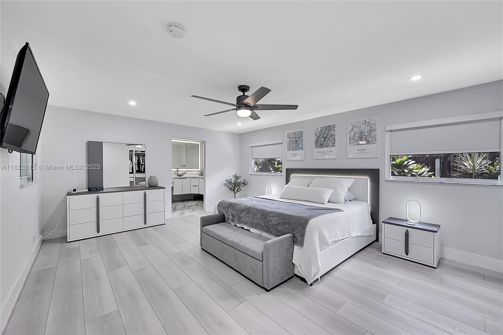 7481 NW 14th St, Plantation, Florida image 18