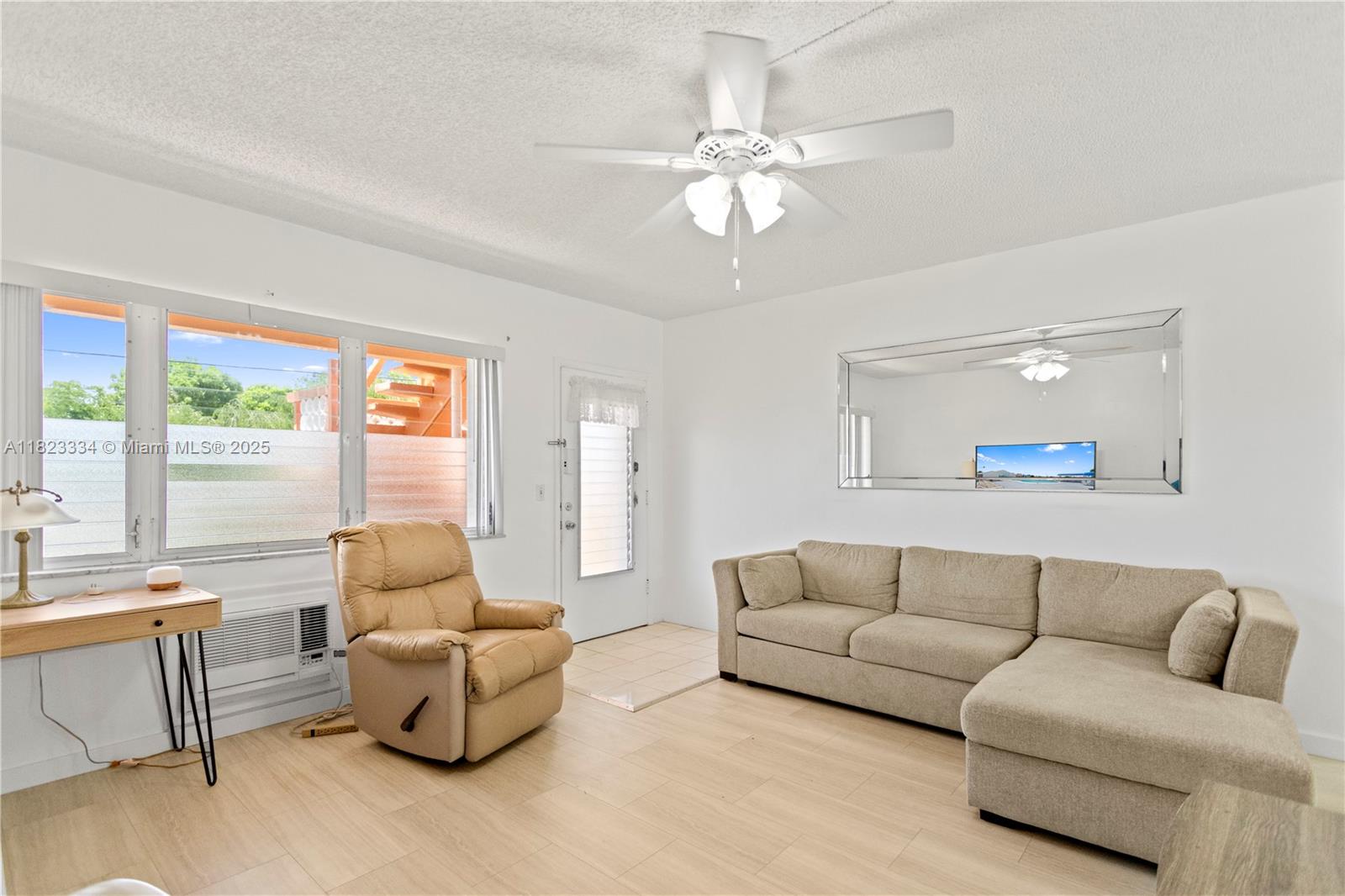 1030 SW 11th St #8M, Hallandale Beach, Florida image 6