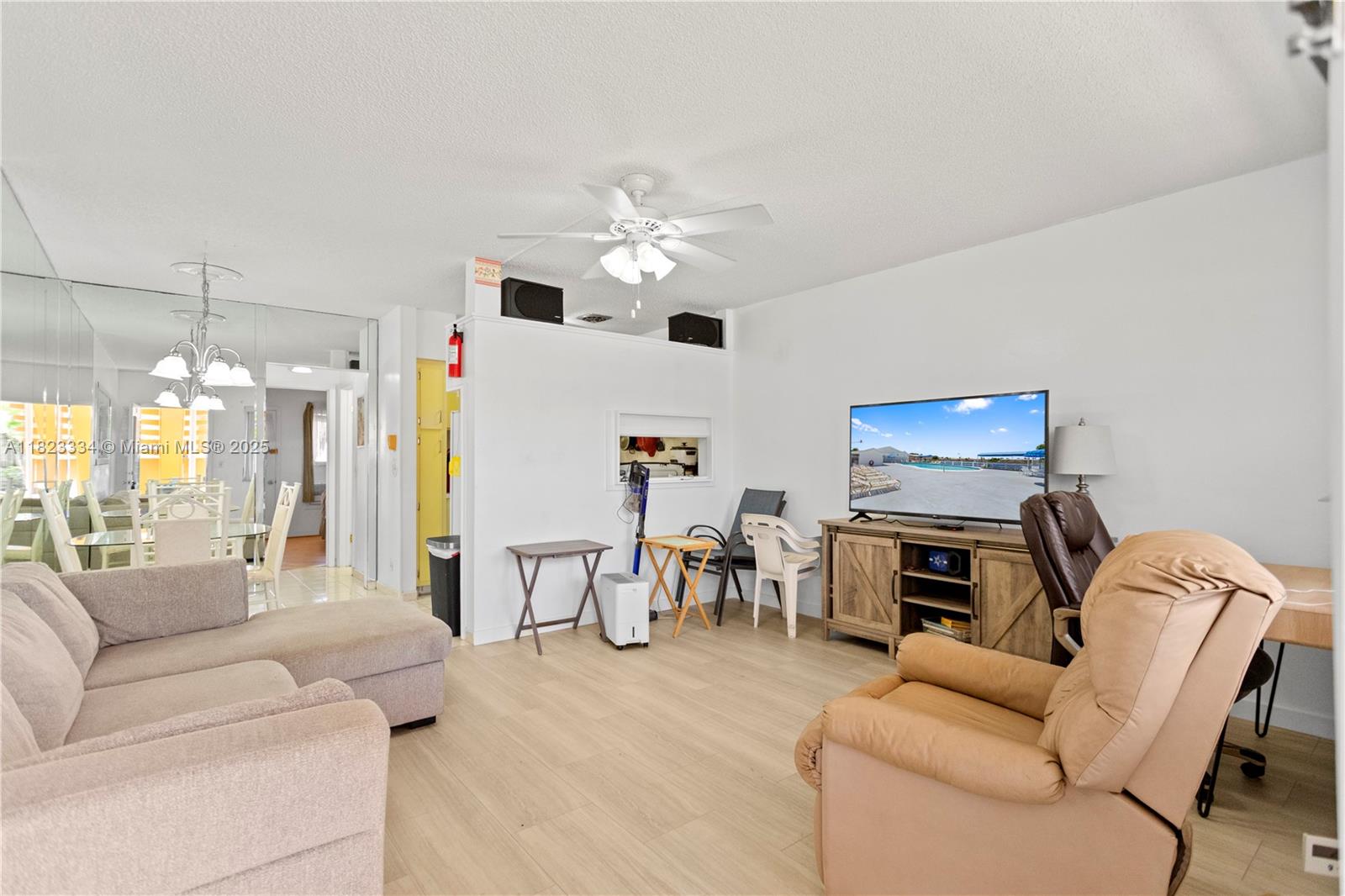 1030 SW 11th St #8M, Hallandale Beach, Florida image 8