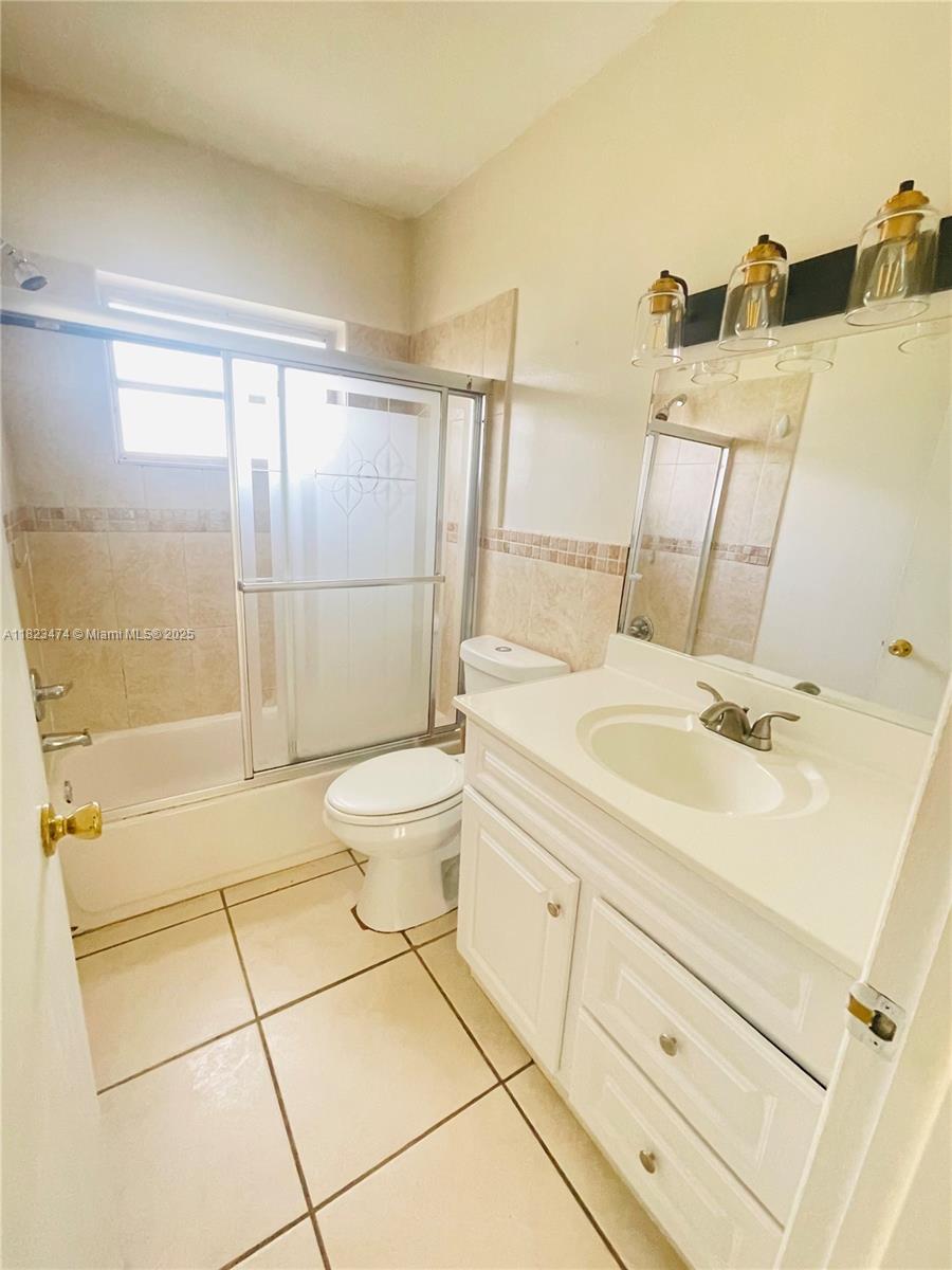 1420 Atlantic Shores Blvd #130, Hallandale Beach, Florida image 2