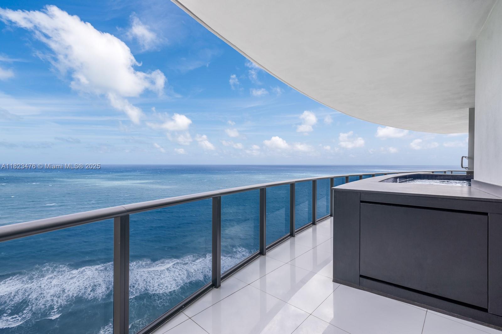 18555 Collins Ave #2805, Sunny Isles Beach, Florida image 24