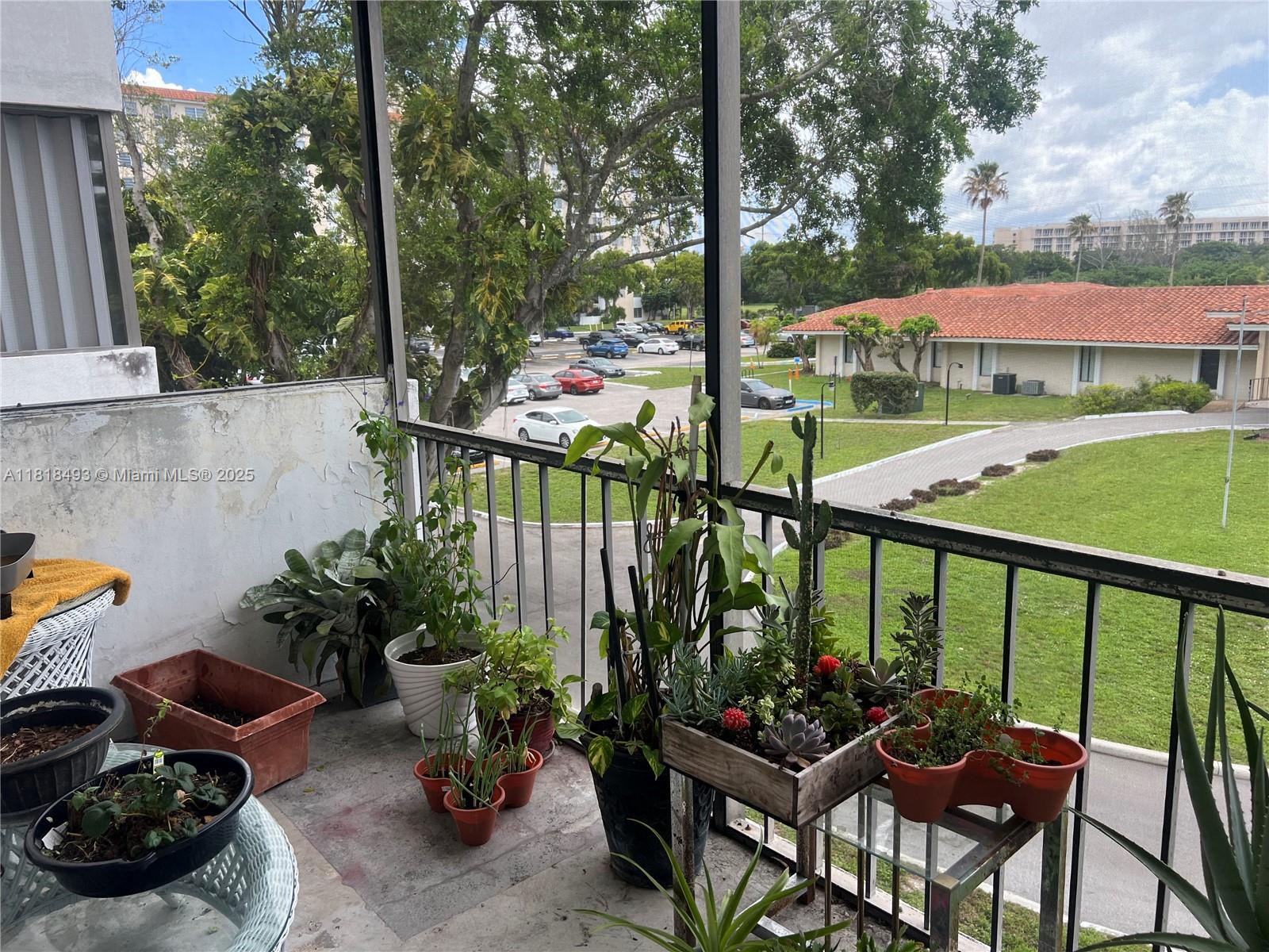 4160 Inverrary Dr #306, Lauderhill, Florida image 8