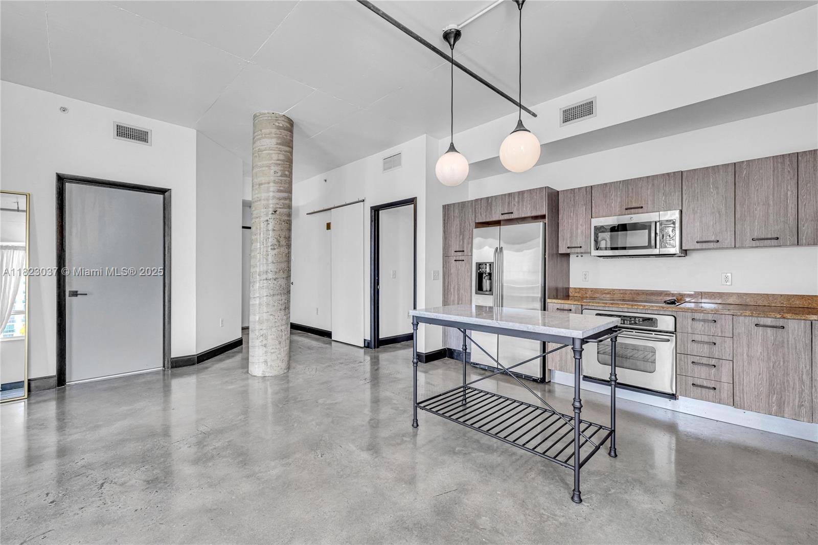 Property photo # 3