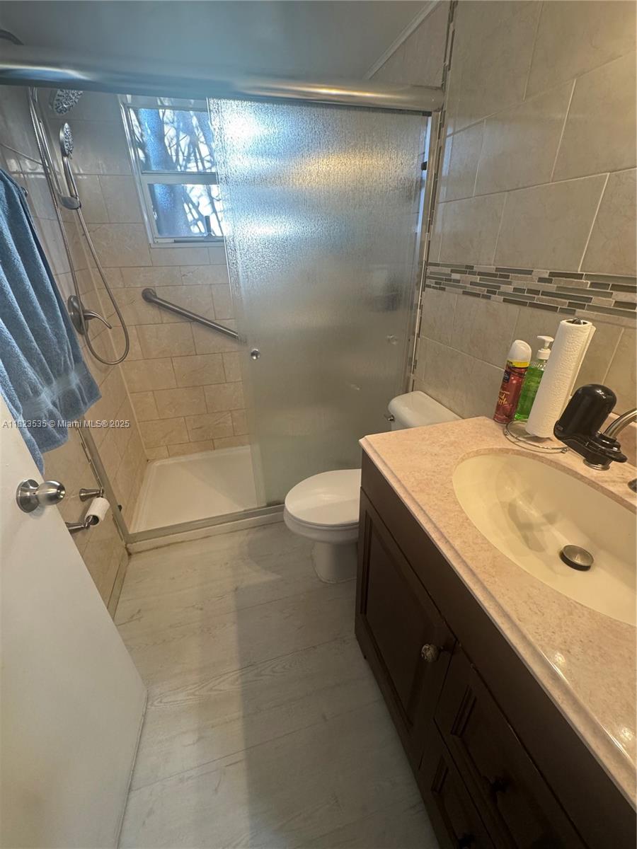 6515 W 27th Ct #49-13, Hialeah, Florida image 9
