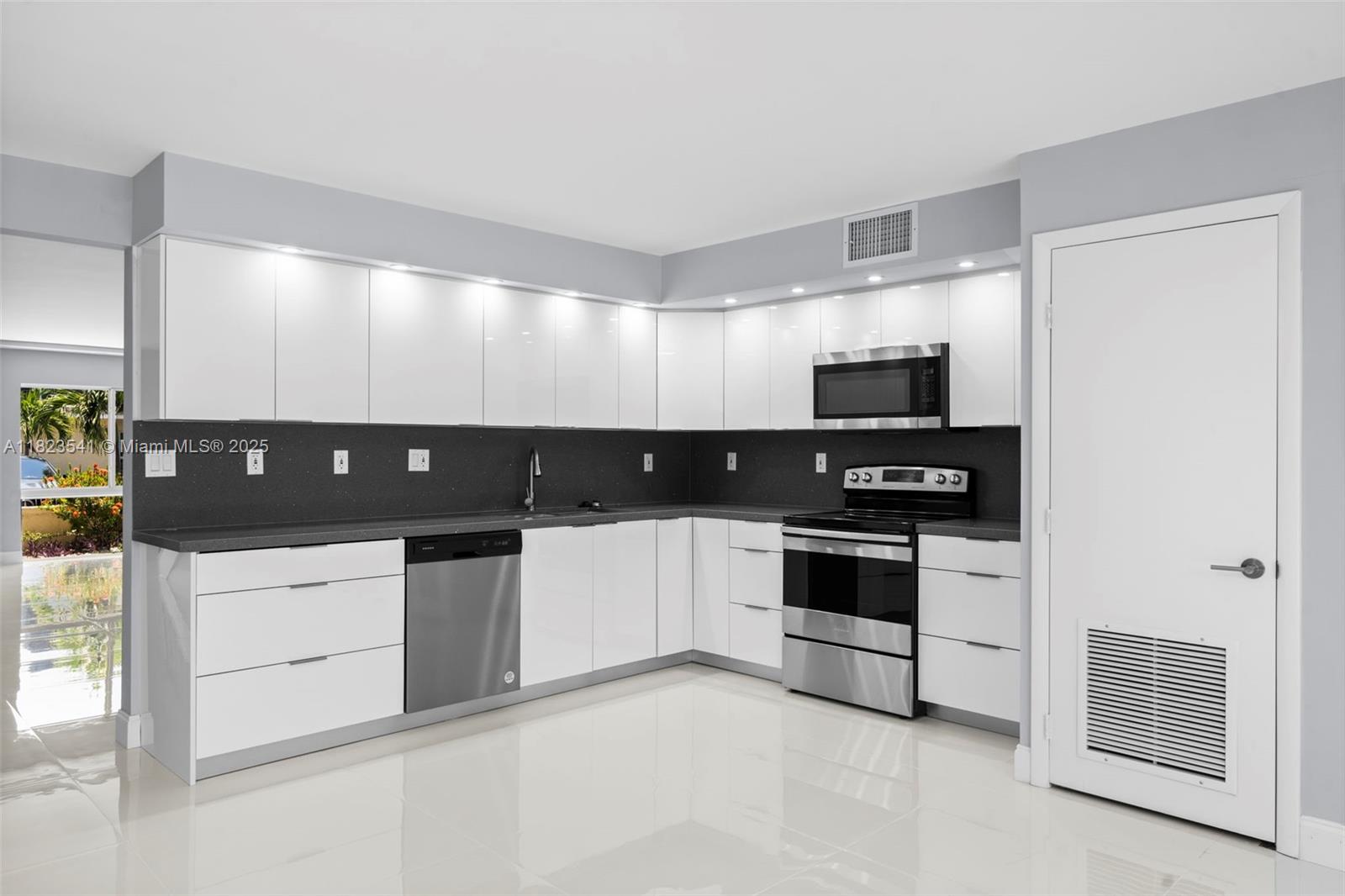 Property photo # 5