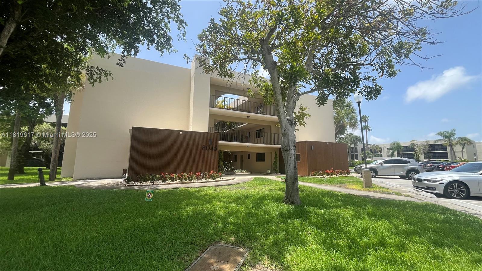 Property photo # 0