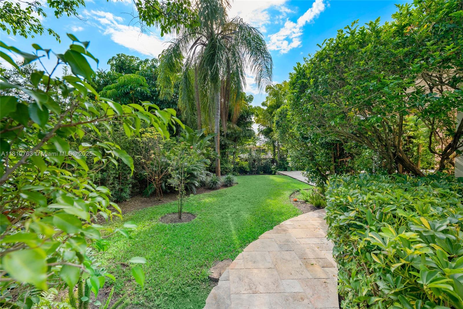 13454 SW 58th Ave, Pinecrest, Florida image 45