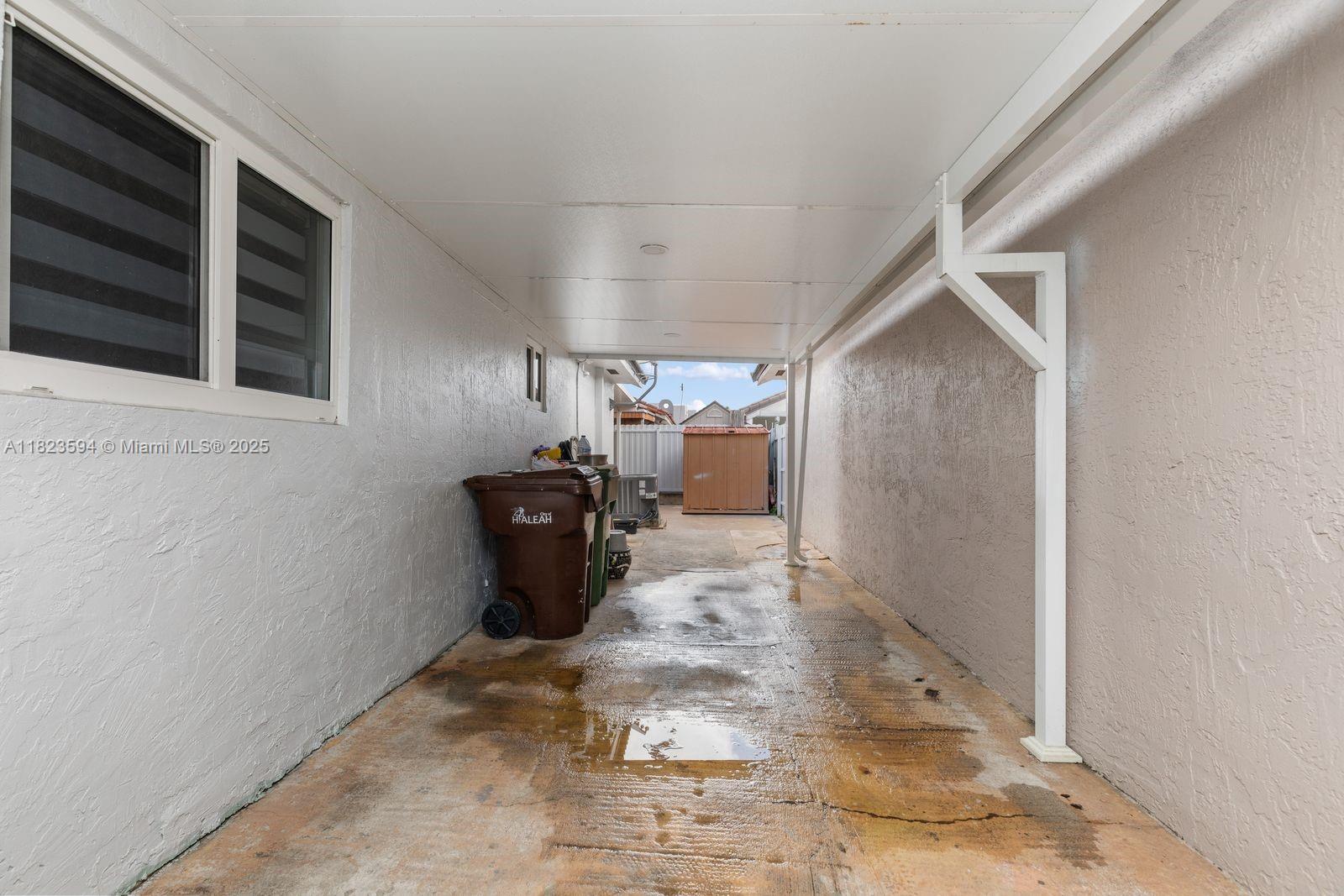 2735 W 74th St, Hialeah, Florida image 36