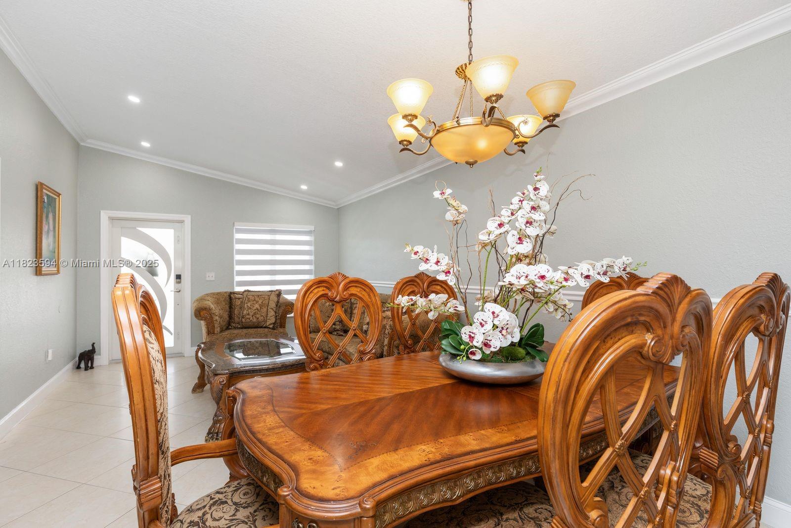 2735 W 74th St, Hialeah, Florida image 9