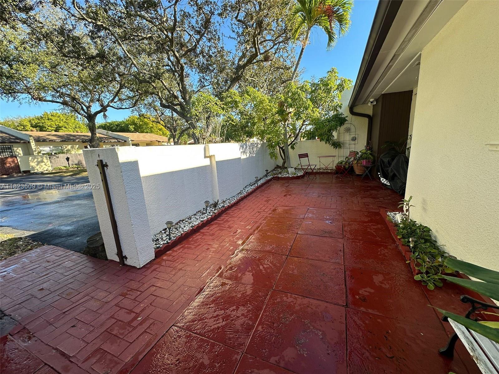 Property photo # 2