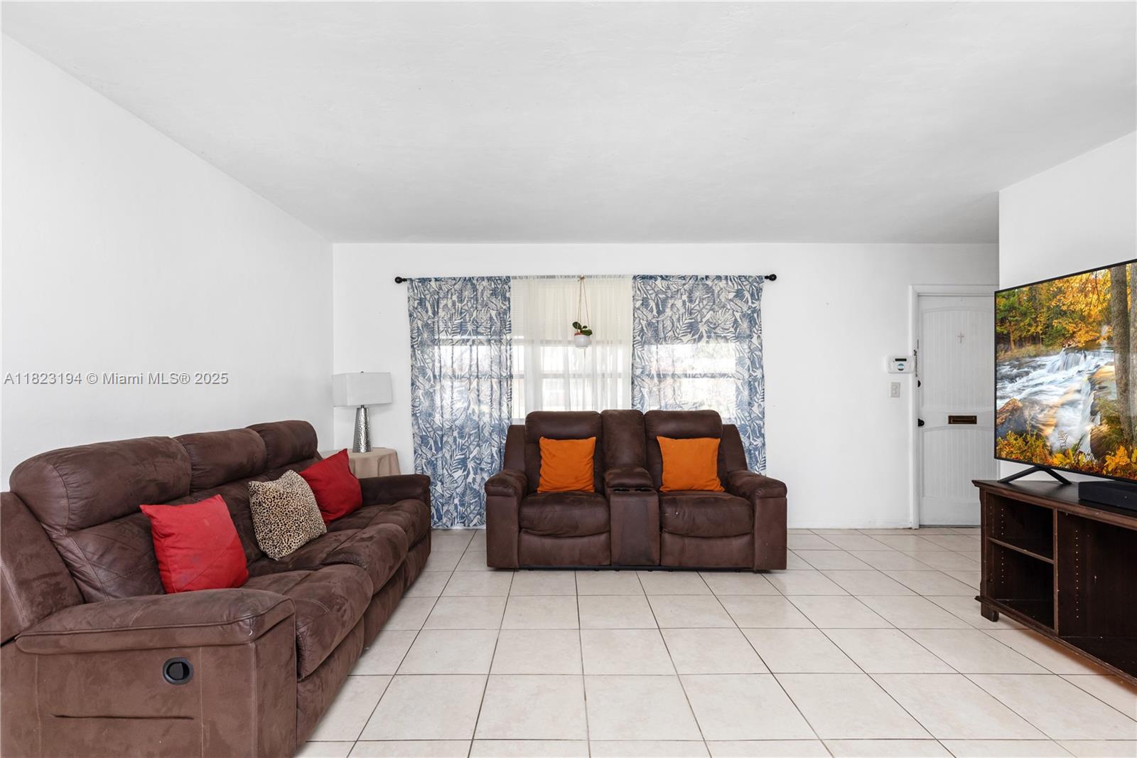 8851 NW 12th St, Pembroke Pines, Florida image 6
