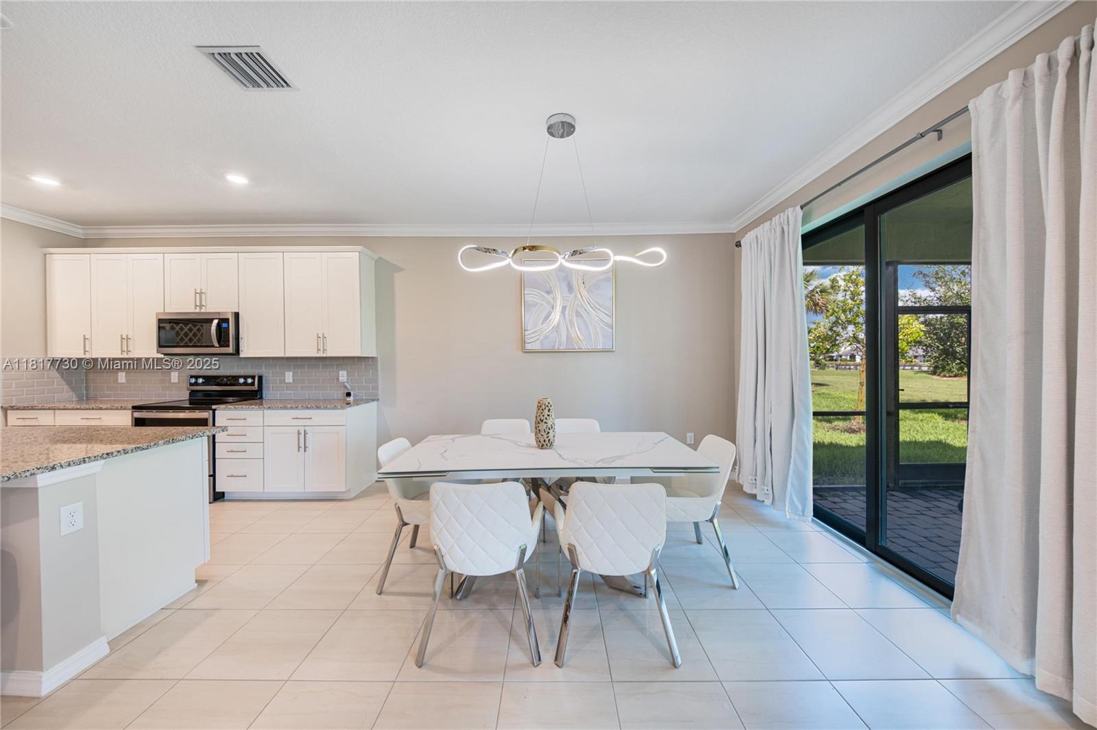 8160 NW 78th St, Tamarac, Florida image 7