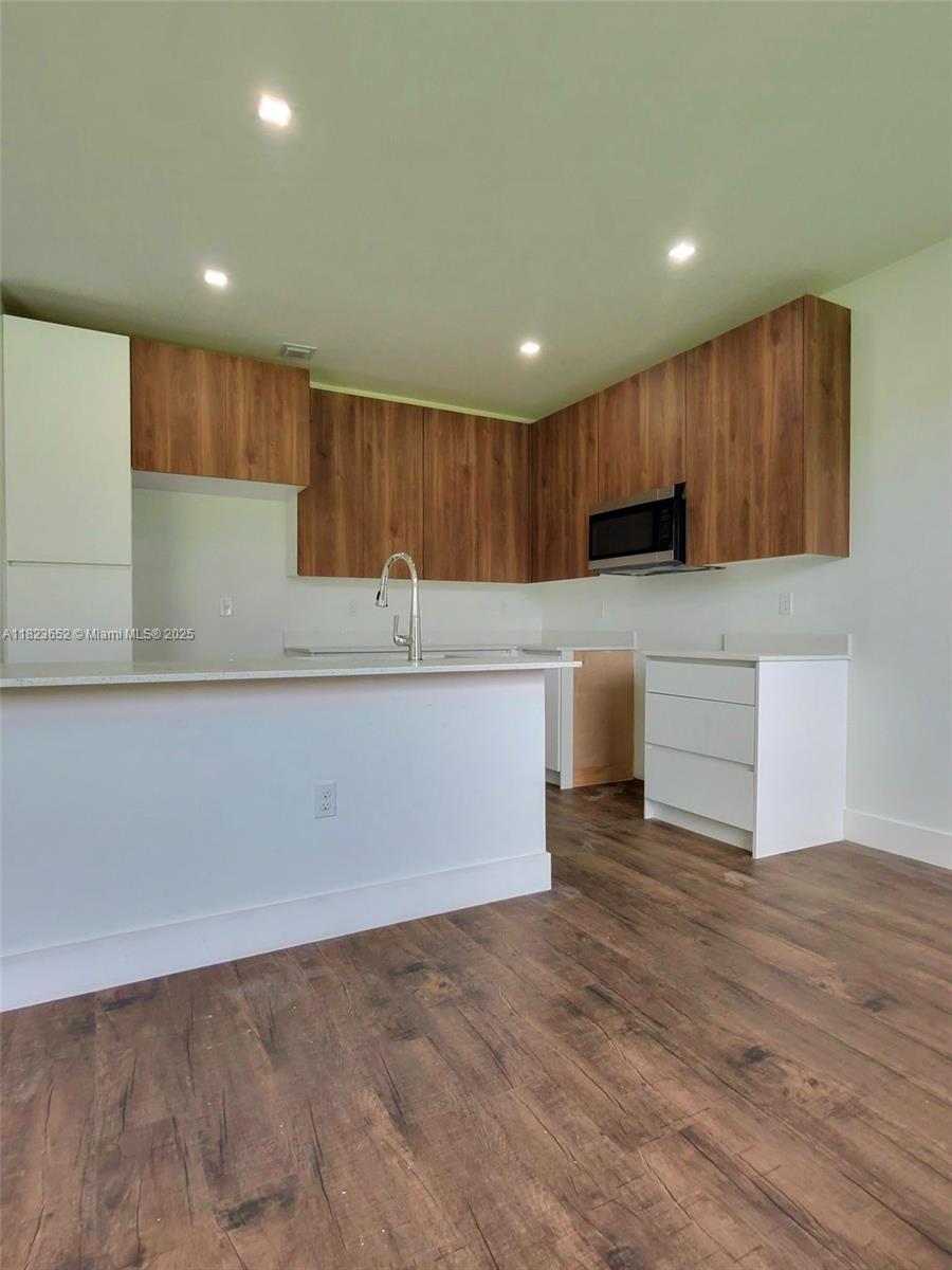 880 SW 1st St #880, Florida City, Florida image 9