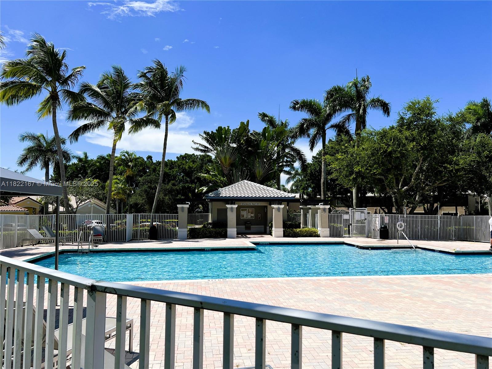 1605 Salerno Cir, Weston, Florida image 30