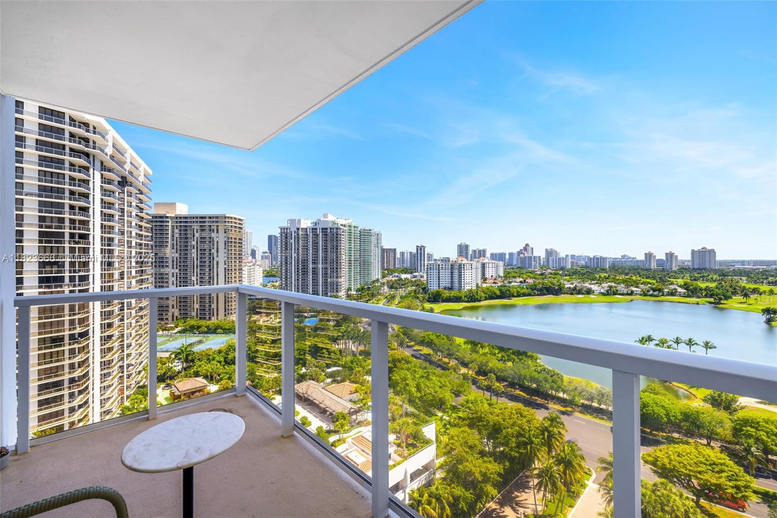 3731 N Country Club Dr #2023, Aventura, Florida image 9