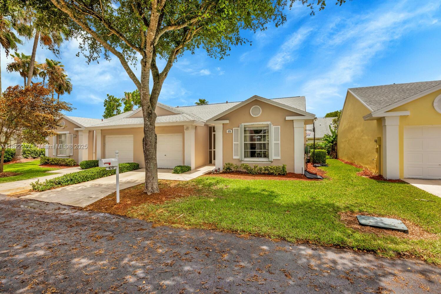 470 SE 21st Ln, Homestead, Florida image 2