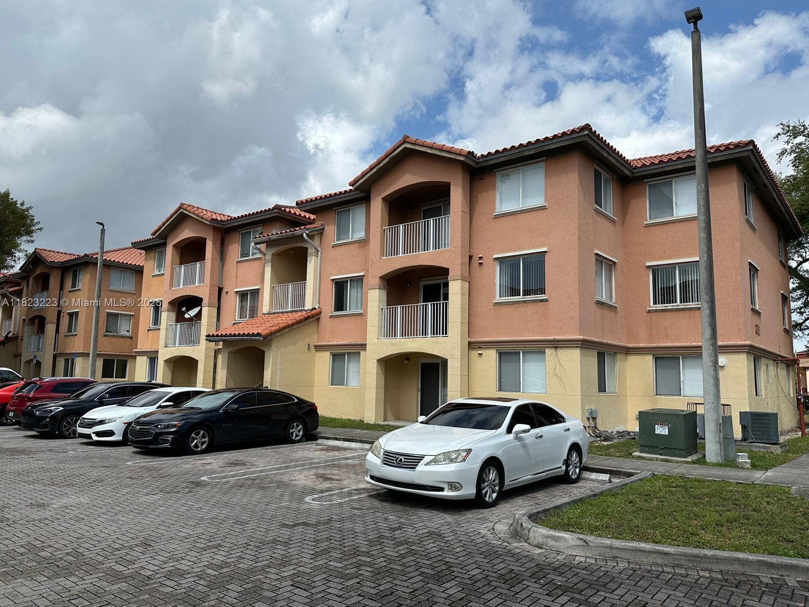 Property photo # 0