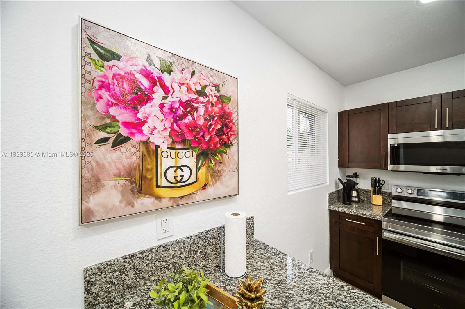 1250 NE 110th St, Miami, Florida image 11