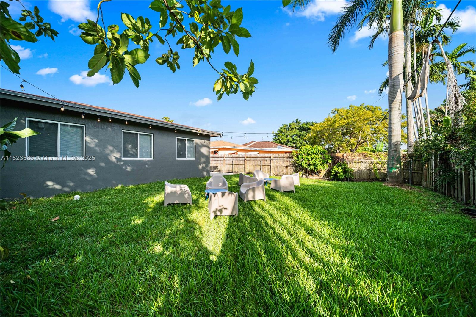 1250 NE 110th St, Miami, Florida image 3