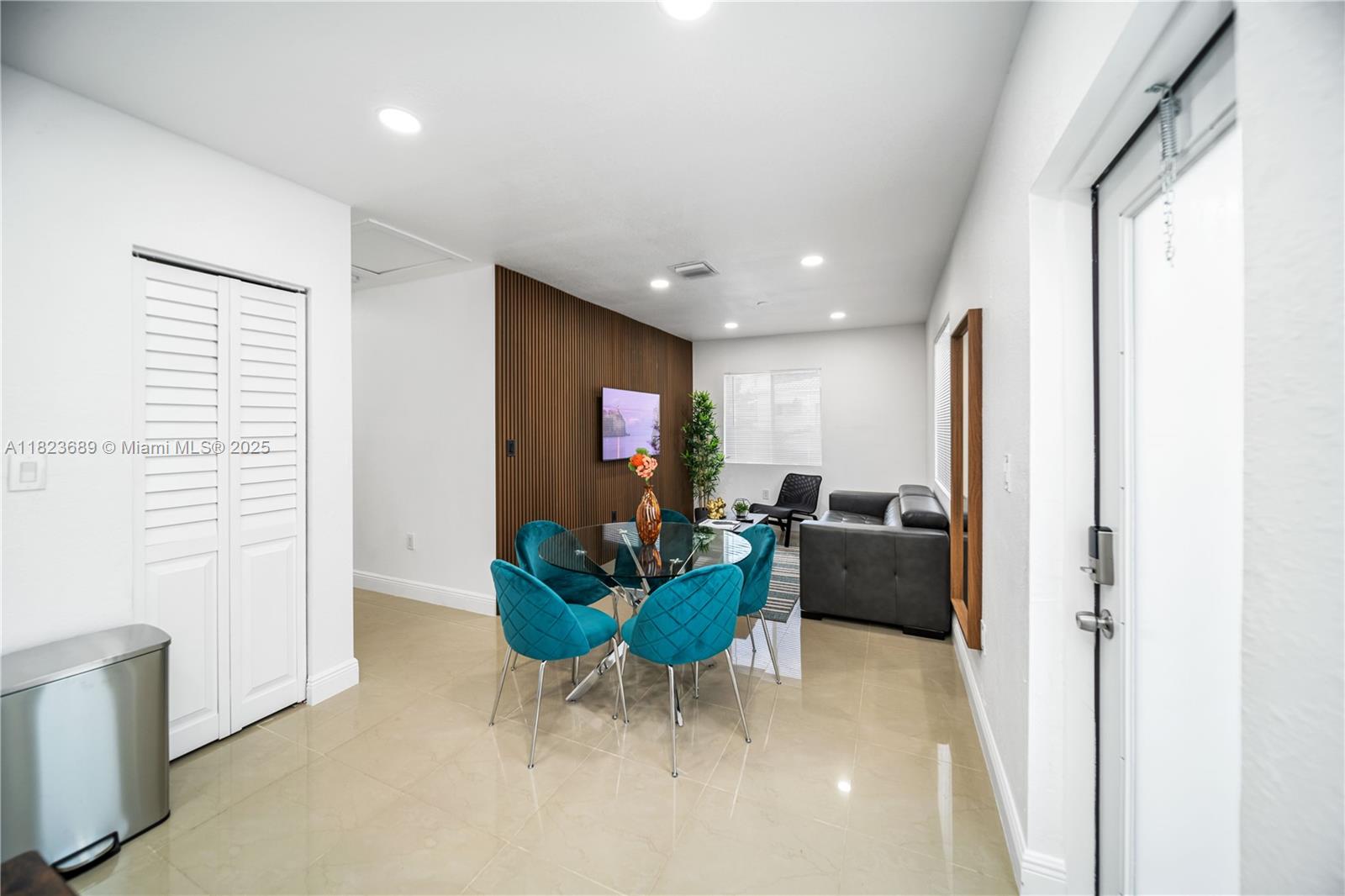 1250 NE 110th St, Miami, Florida image 7