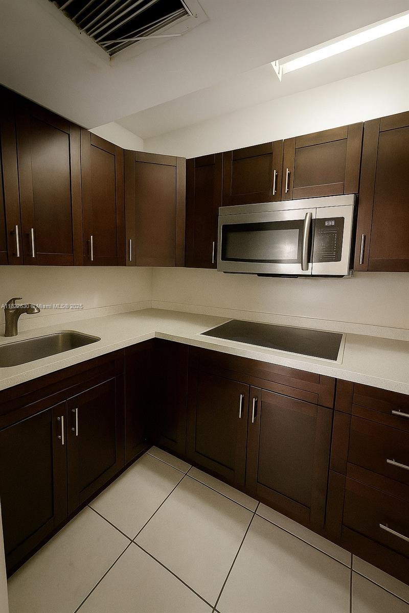 5348 W 14th Ave, Hialeah, Florida image 21