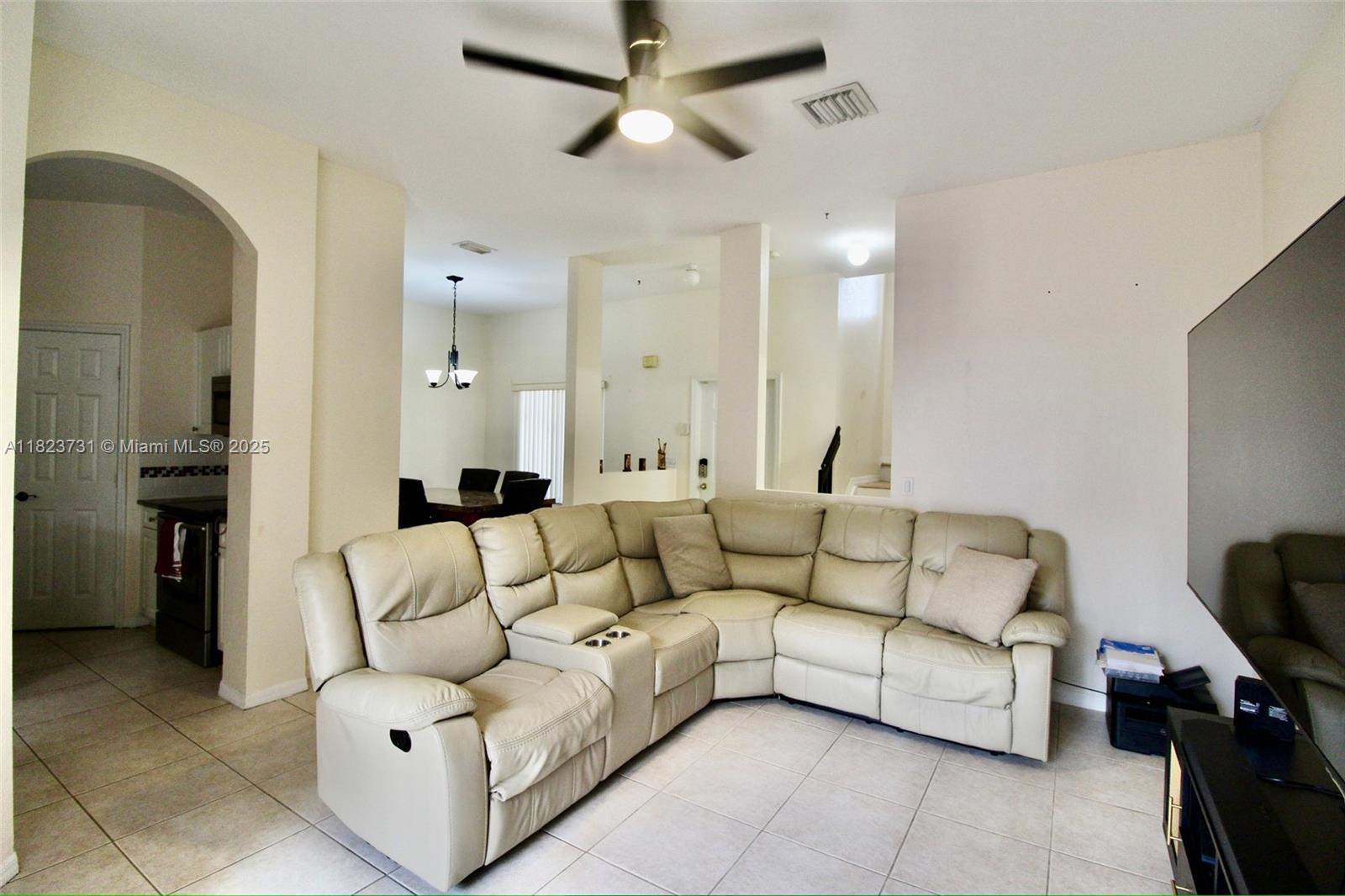 Property photo # 9