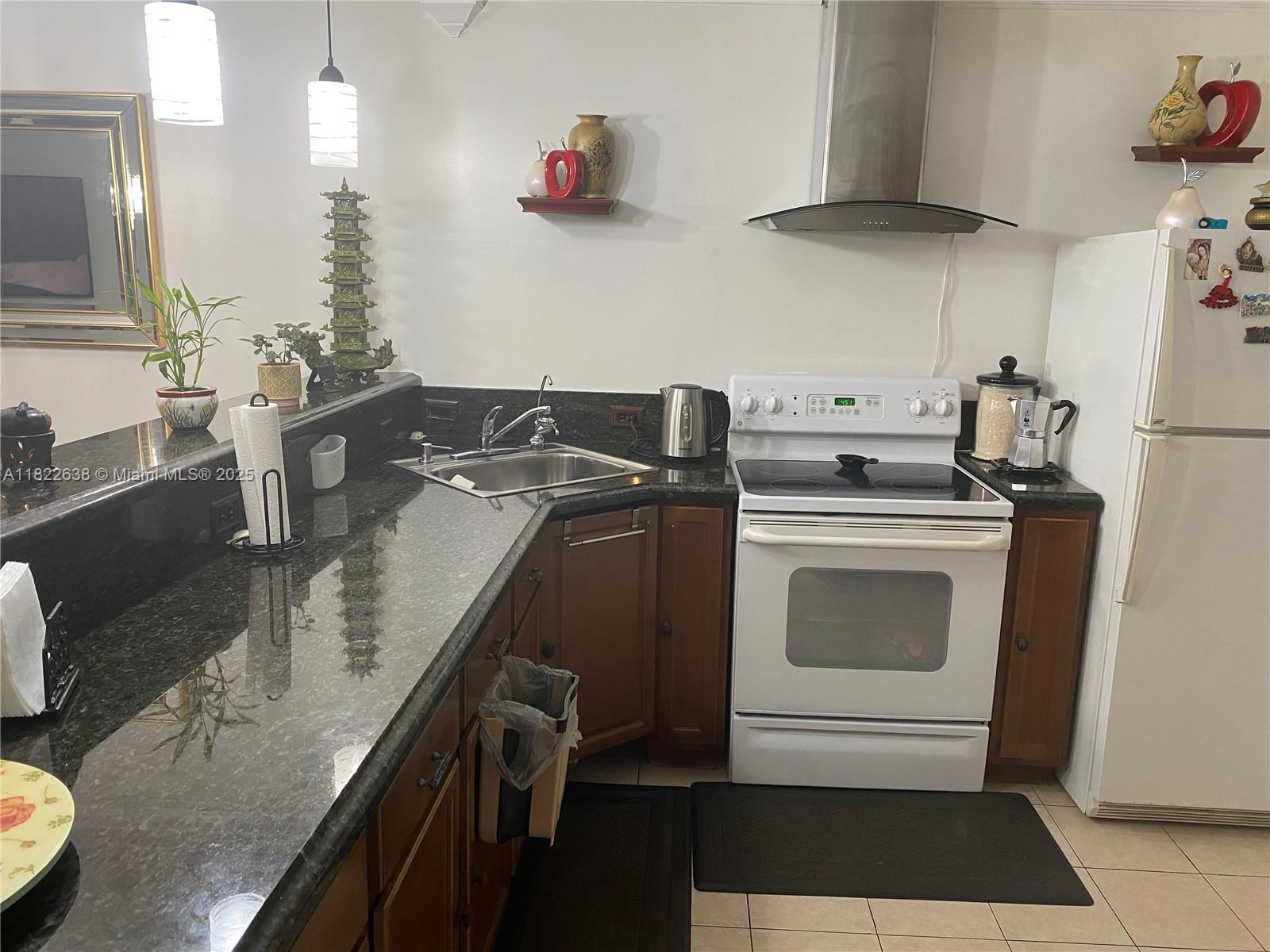3170 Holiday Springs Blvd #6-309, Margate, Florida image 5