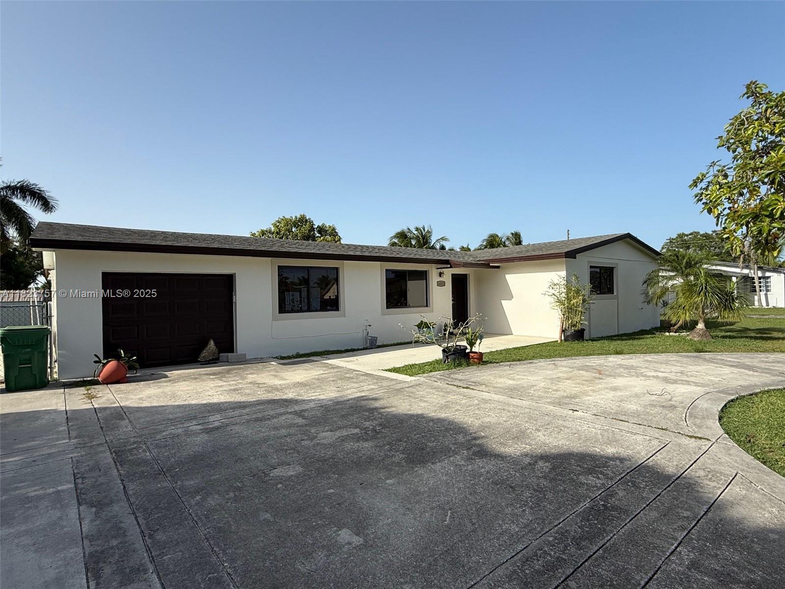 16221 SW 283rd St, Homestead, Florida image 1