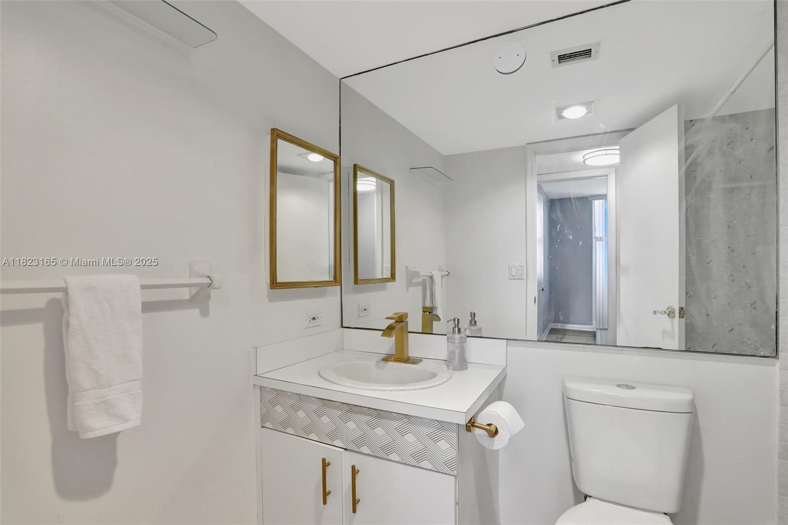 2639 N Riverside Dr #1203, Pompano Beach, Florida image 28