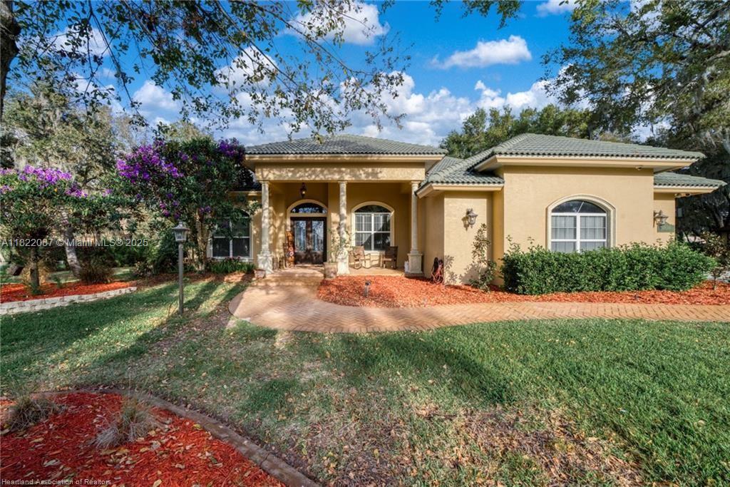 3859 Enchanted Oaks Ln, Sebring, Florida image 1