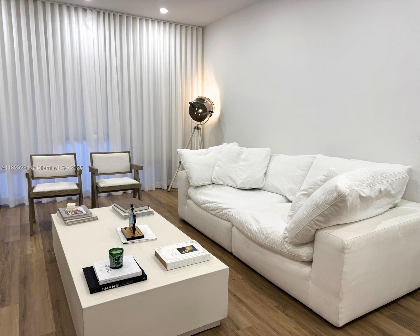 Property photo # 6