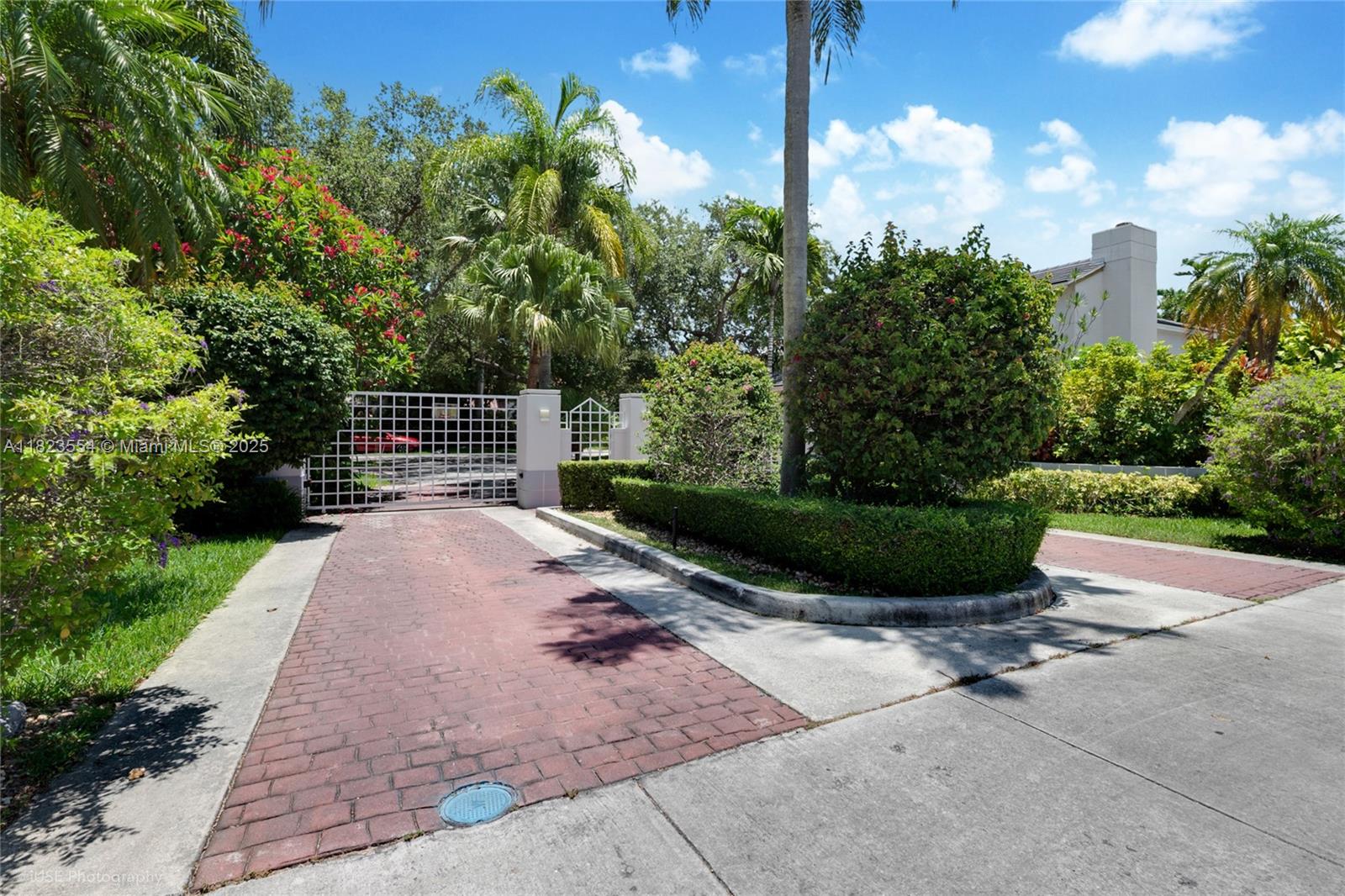 6670 SW 69th Ln, South Miami, Florida image 4