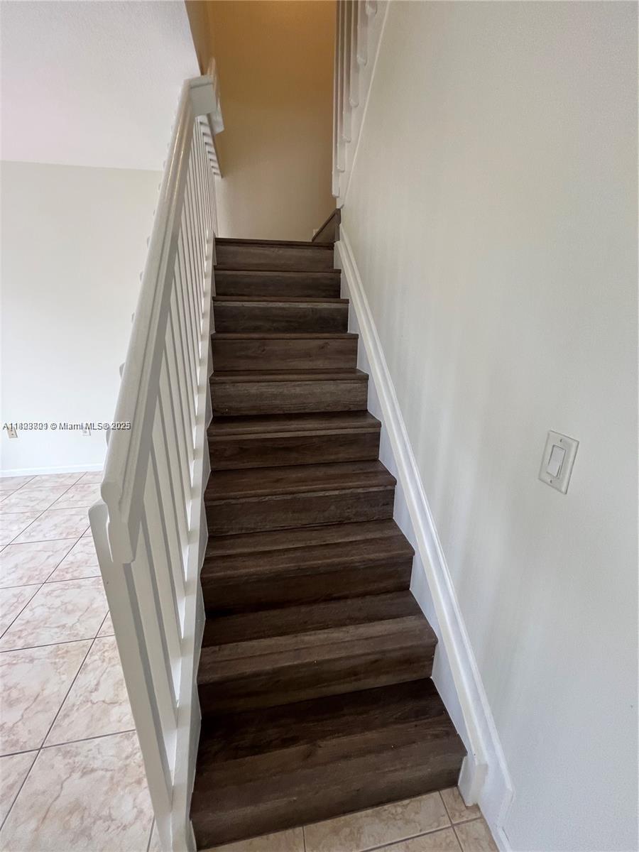 185 Riverwalk Cir, Sunrise, Florida image 10
