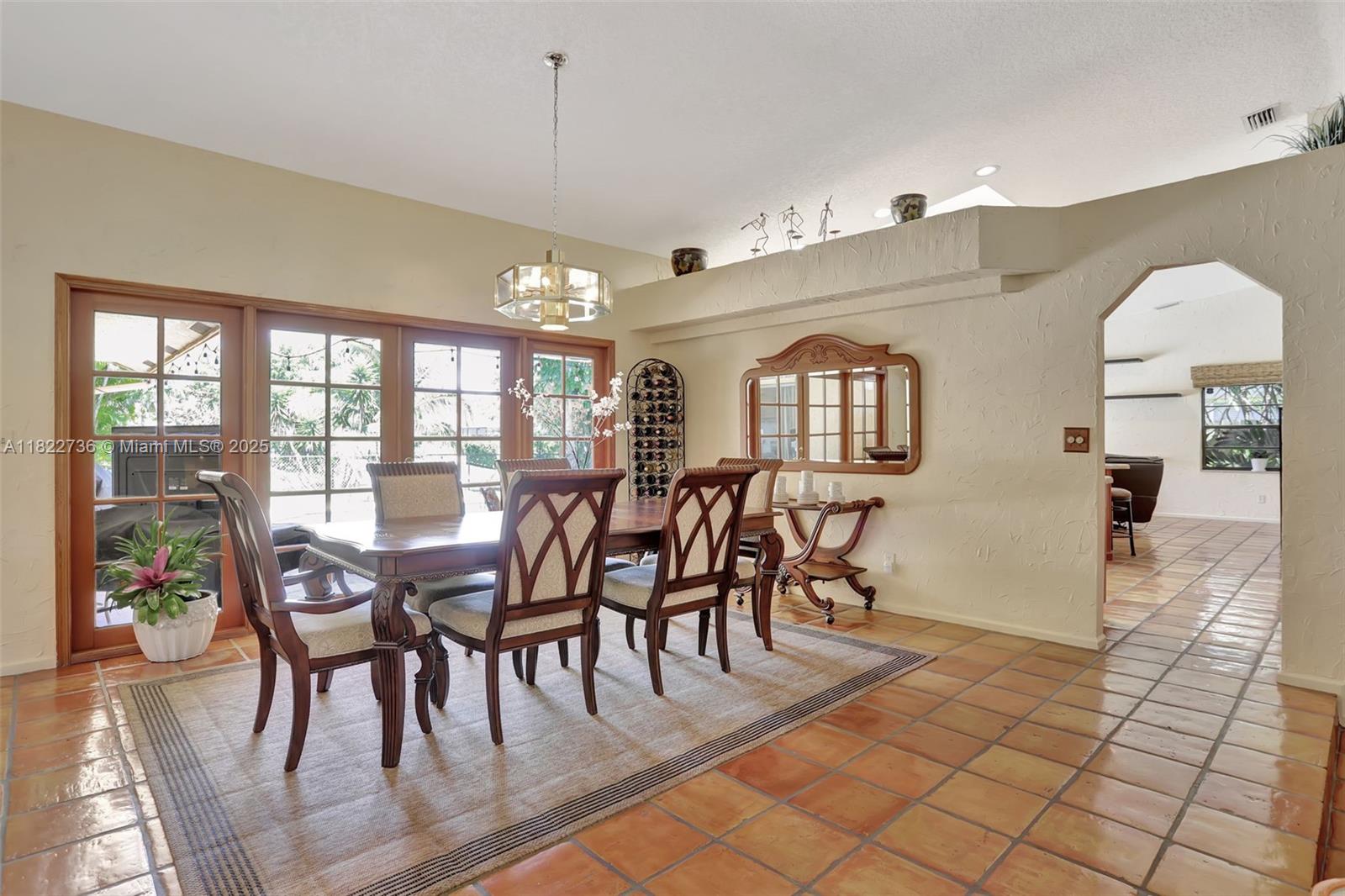 1180 NW 100th Way, Plantation, Florida image 10