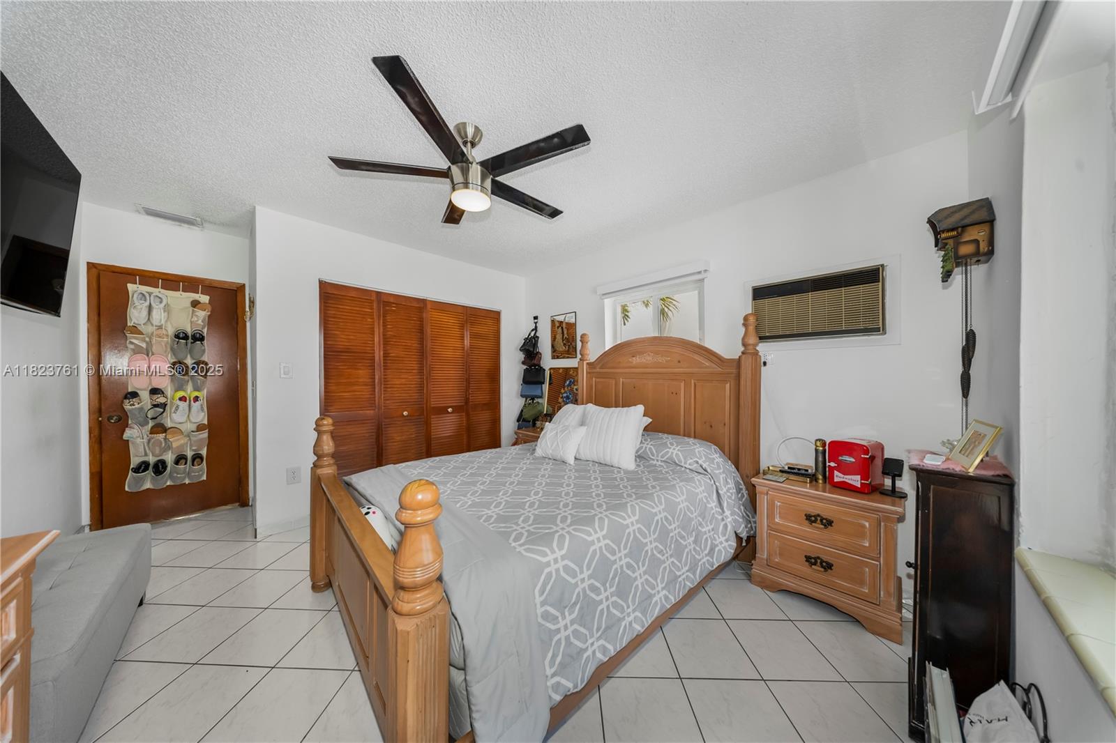 359 E 19th St, Hialeah, Florida image 6
