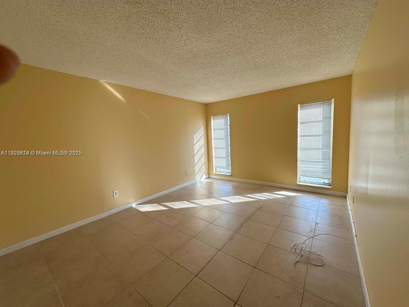 4848 NW 24th Ct #322, Lauderdale Lakes, Florida image 3