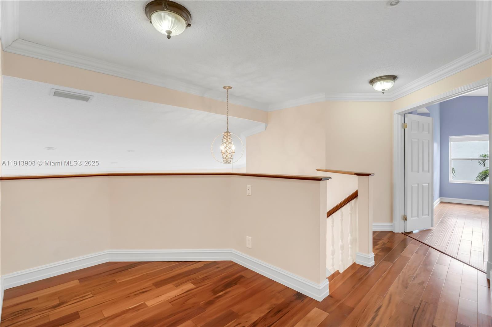 1020 NW 184th Ter, Pembroke Pines, Florida image 29